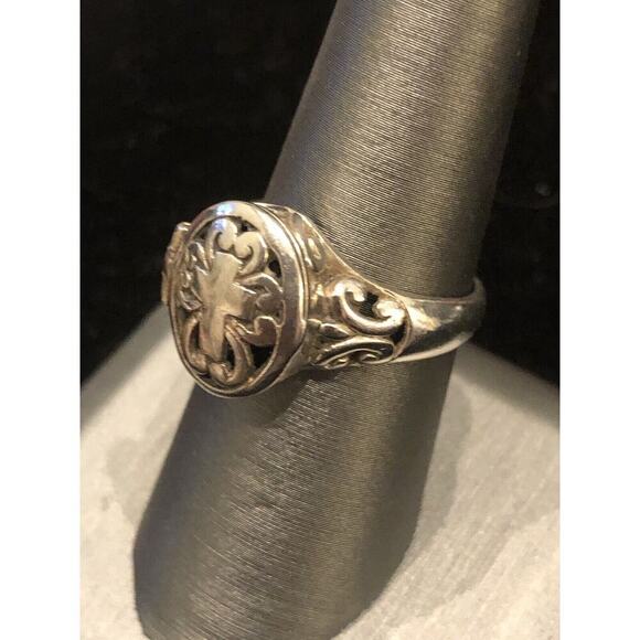Sterling Silver Cross Gothic
 Poison Ring Hinged Sz 8 925 - Picture 2 of 8